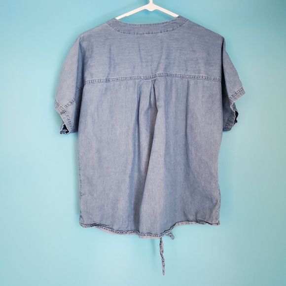 Time And Tru Size Small Tie Front Chambray Top - Picture 2 of 5